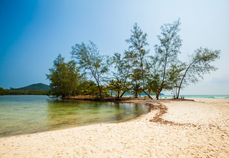 Verblijven op een tropisch eiland op Cambodja